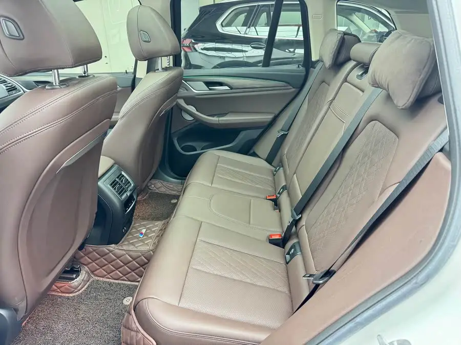 BMW X3 2022 xDrive30i Leading Model M Sport Package