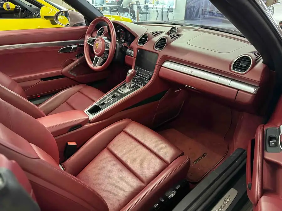 Porsche 718 2022 Boxster 2.0T