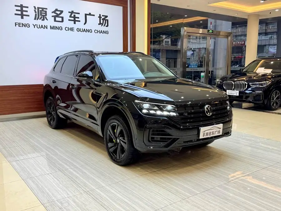 Touareg 2023 3.0 TSI R-Line Black Sport Package