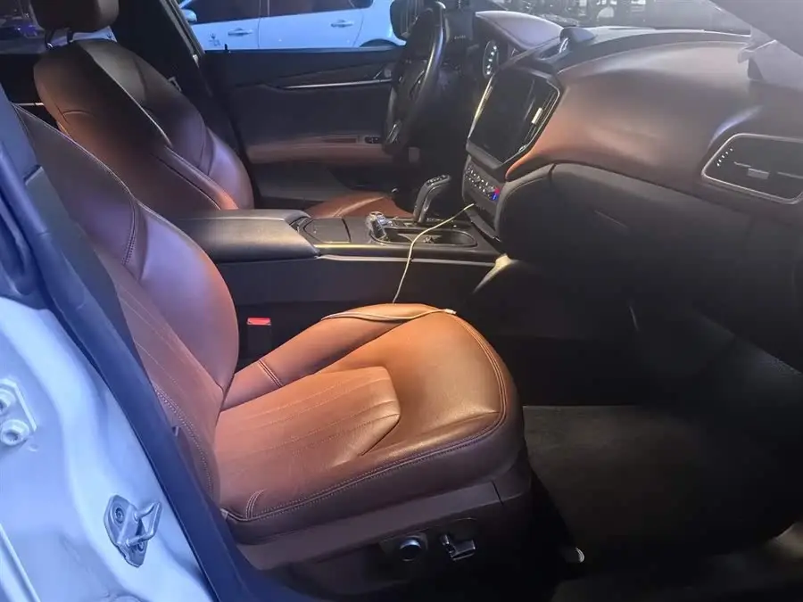 Ghibli 2021 2.0T Sport Edition