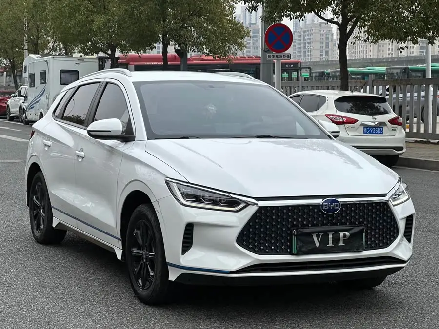 بي واي دي e2 2019 النسخة عالية النطاق