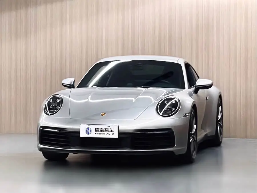 بورش 911 2023 كاريرا 3.0T