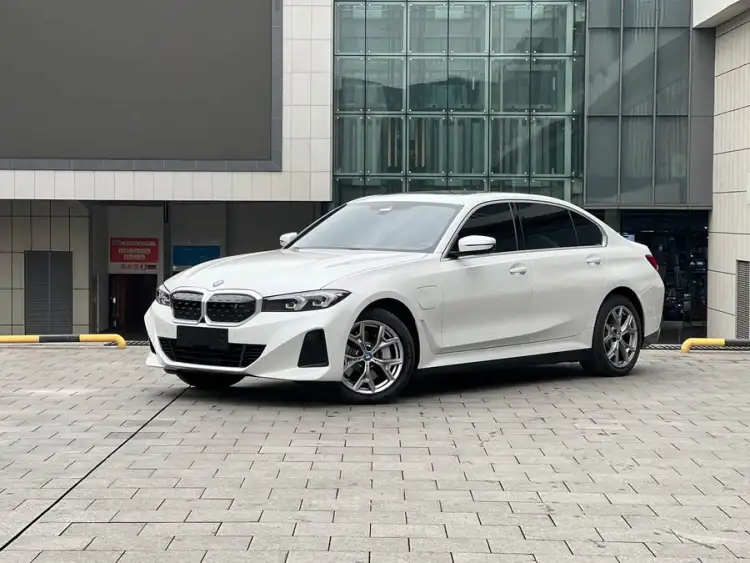 BMW i3 2024 eDrive 35 L