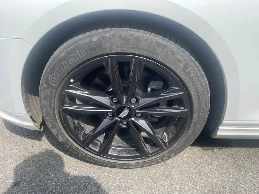 كاديلاك CT4 2023 28T الفاخرة