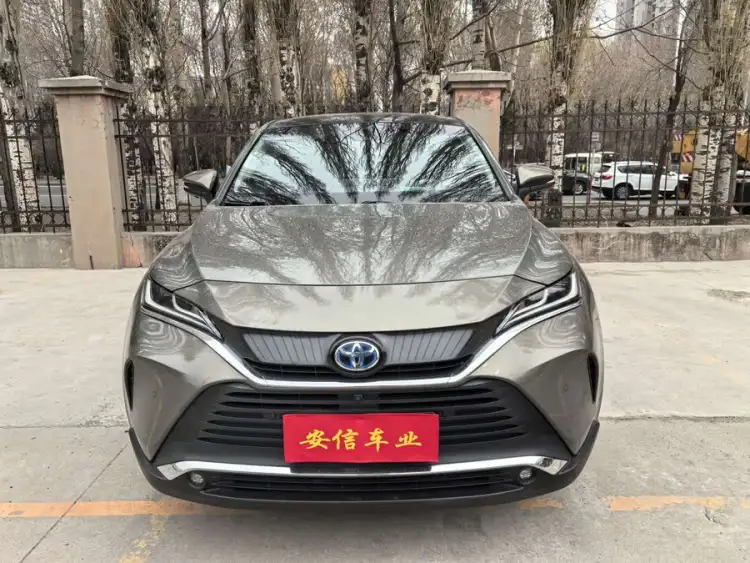 2022 Toyota Harrier Hybrid 2.5L CVT AWD Flagship