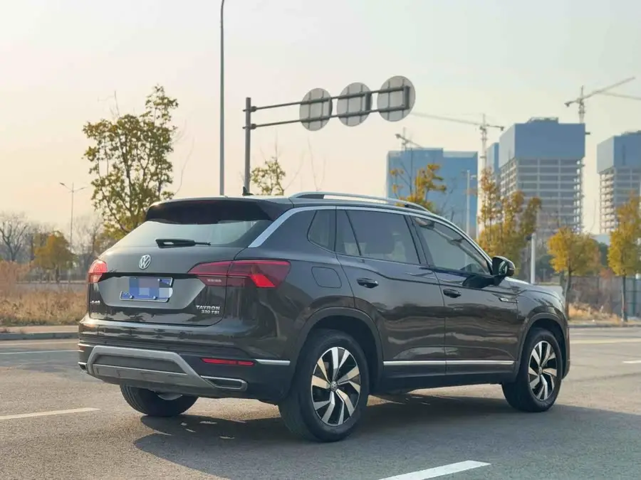 Tayron 2019 330TSI Two-Wheel Drive Luxury Model National V