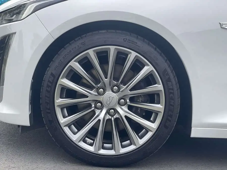 كاديلاك CT5 2021 28T بريميوم