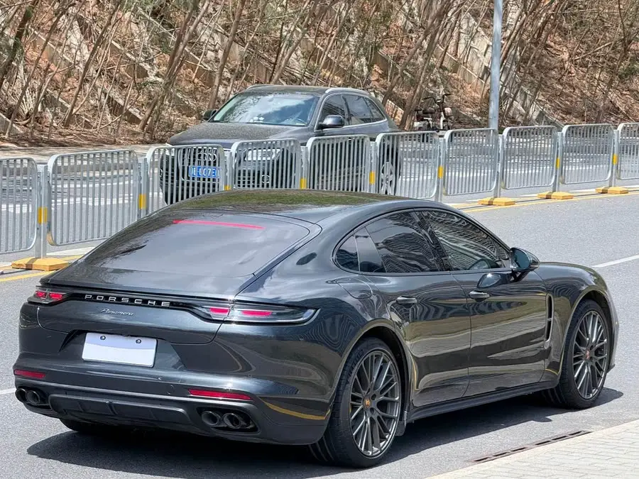 2023 Panamera 2.9T Platinum Edition