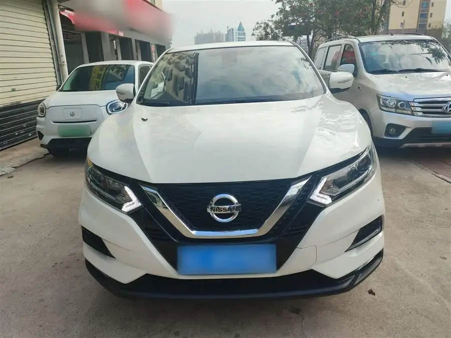 نيسان قاشقاي 2022 2.0 لتر CVT إصدار الذكاء