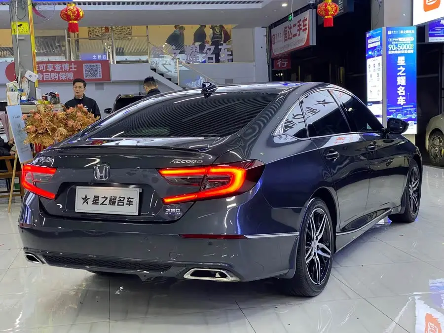 Accord 2022 260TURBO Phantom Night Premium Edition
