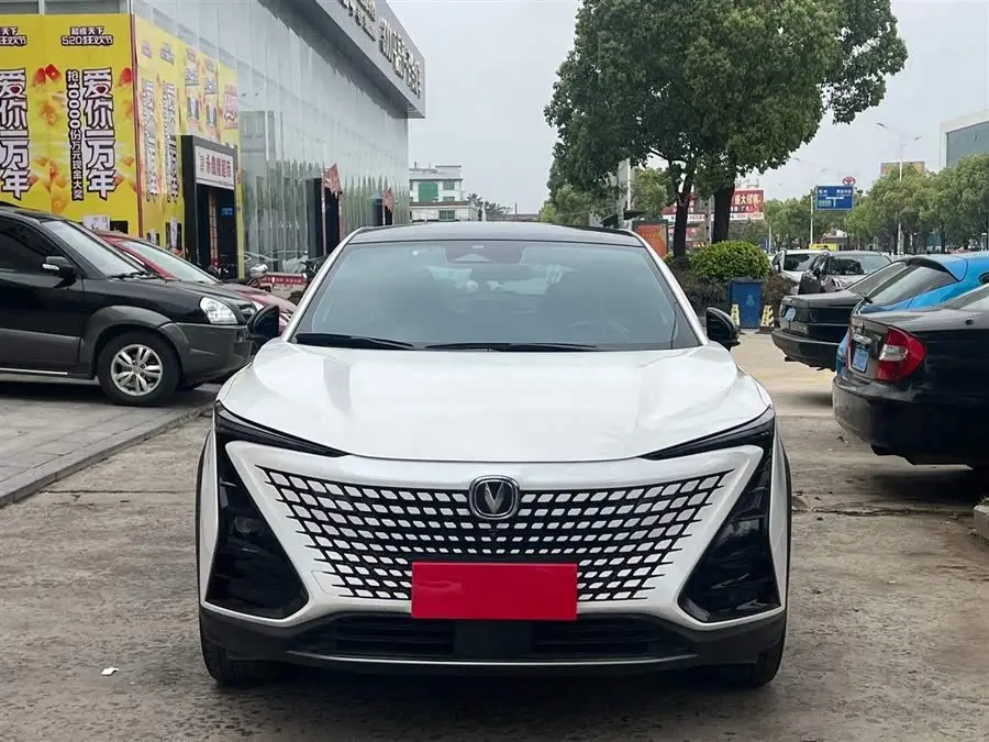 شانجان UNI-T 2022 1.5T الفاخرة