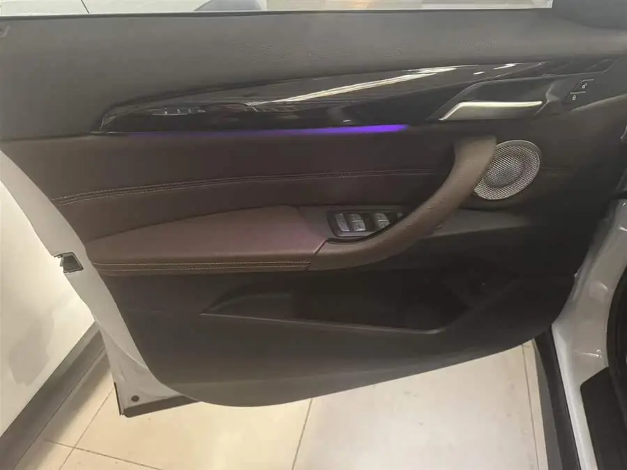 BMW X1 2022 sDrive25Li Leading Model