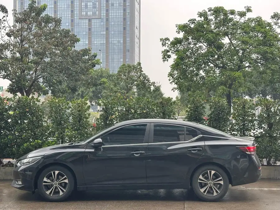 نيسان سيلفي 2022 1.6 لتر XL CVT إصدار الاستمتاع