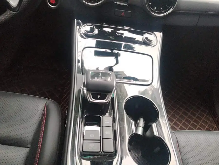 Fengxing T5 EVO 2021 1.5TD DCT Diamond Edition