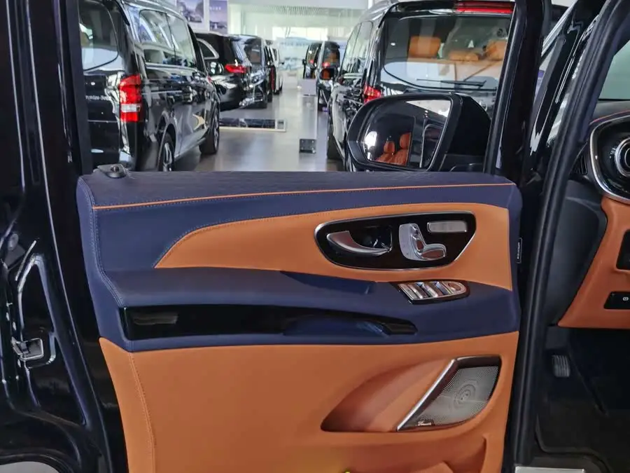 Vito 2023 2.0T Business Edition 7-Seater