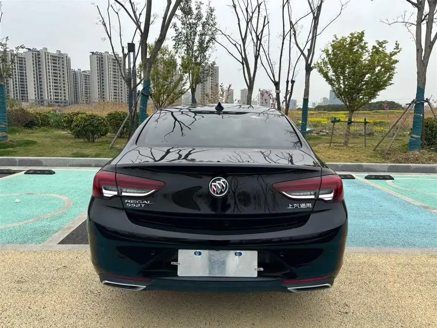 بيوك ريجال 2020 552T النخبة