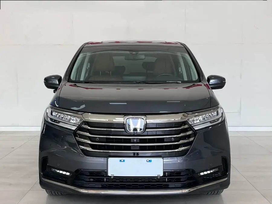 أوديسي 2022 2.0L e:HEV إصدار شارب الأعلى