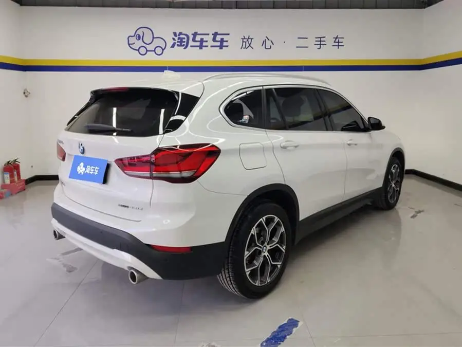 BMW X1 2022 sDrive25Li Leading Edition