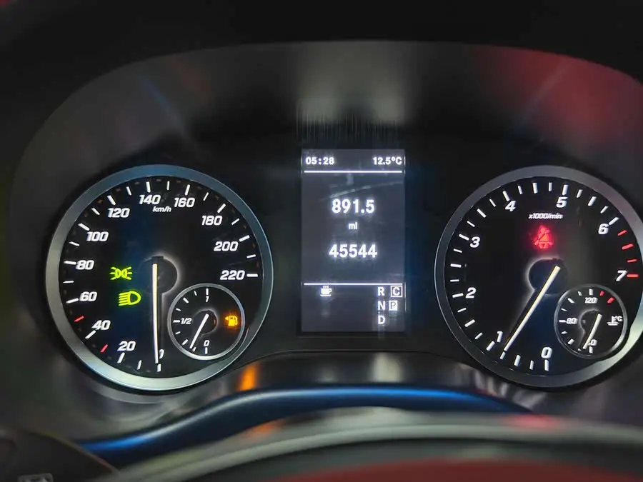 Vito 2023 2.0T Elite 7-Seater