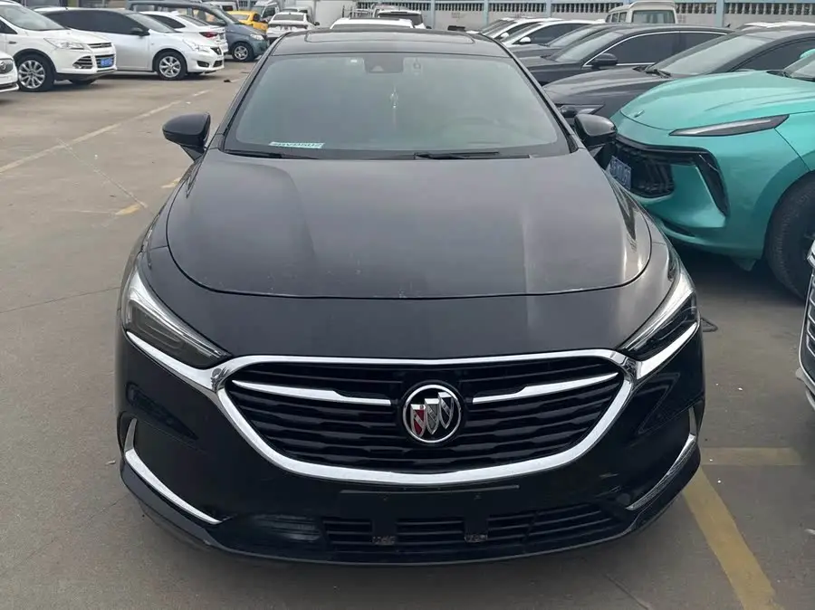 بيوك لاقروس 2020 652T بريميوم