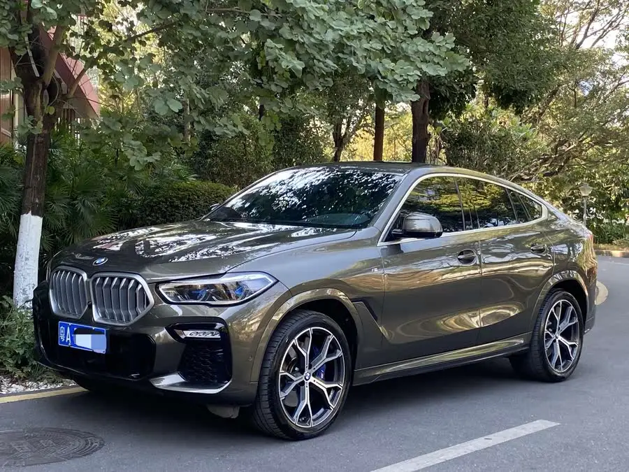 بي إم دبليو X6 2022 xDrive40i باقة M الرياضية الفاخرة