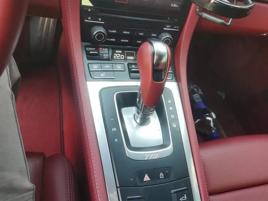 Porsche 718 2022 Cayman 2.0T