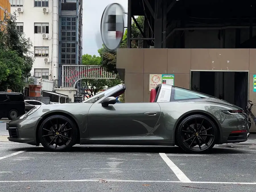 Porsche 911 2022 Targa 4 3.0T