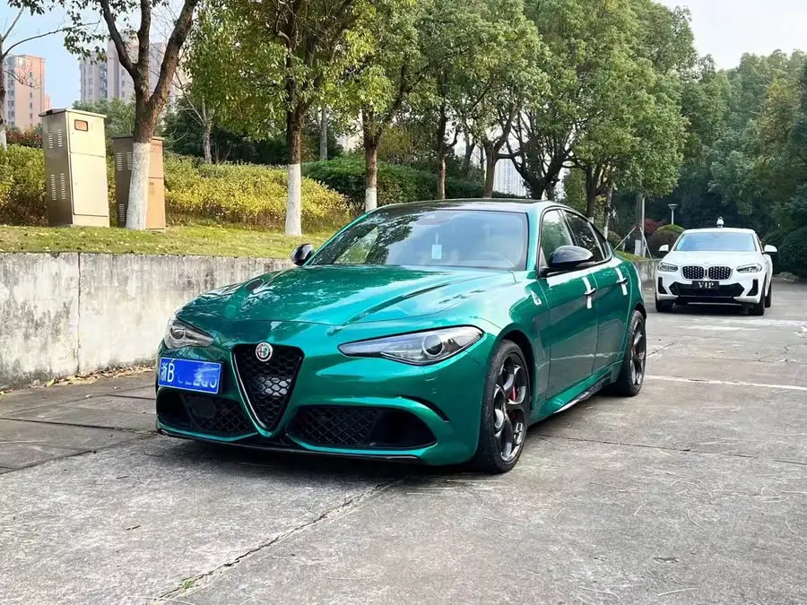 Giulia 2022 2.9T Quadrifoglio