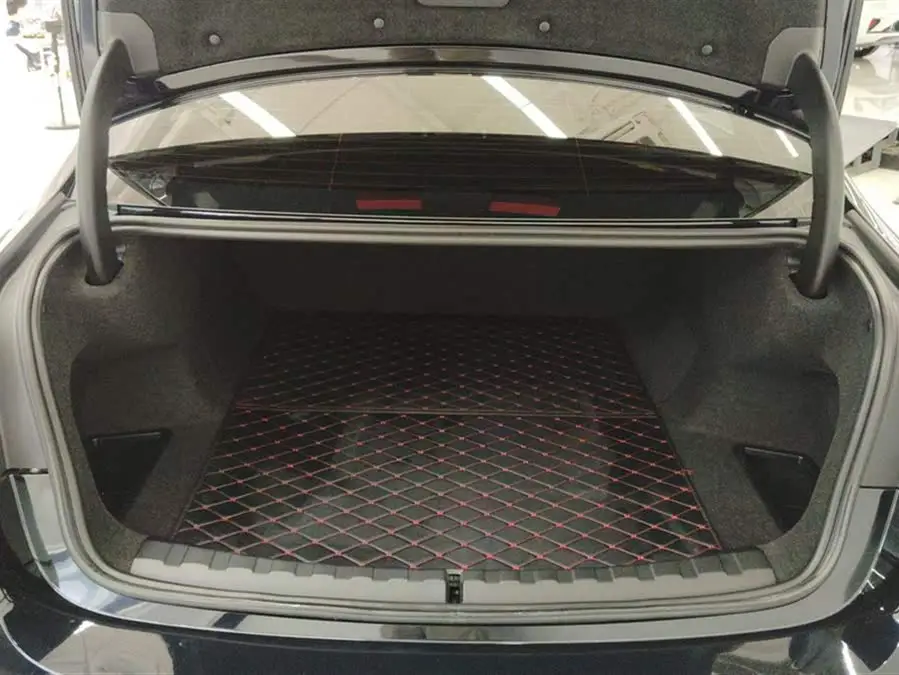 بي إم دبليو i3 2022 eDrive 35 L