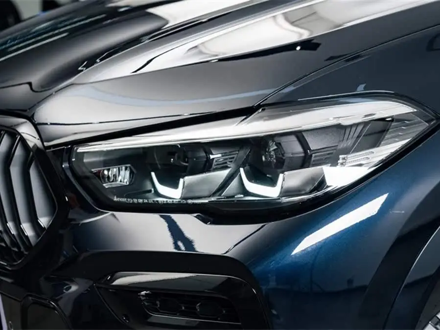 بي إم دبليو X6 2022 نموذج تحديث xDrive30i حزمة M الرياضية