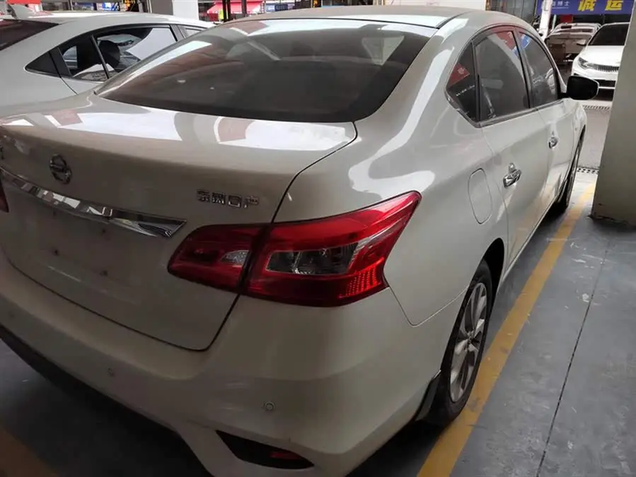 2021 إكسيون يي كلاسيك 1.6XL CVT النسخة الفاخرة