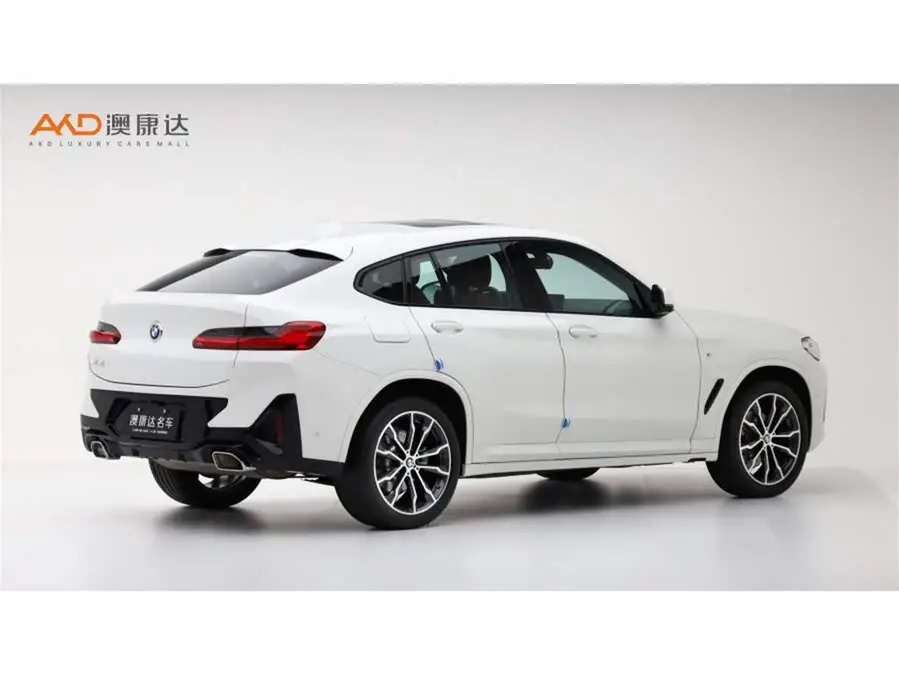 بي إم دبليو X4 2022 xDrive 30i حزمة رياضية M