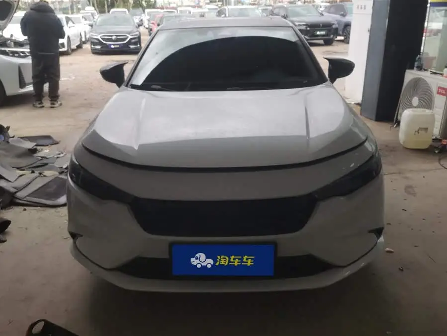 2023 Model XINGGE 240TURBO CVT Luxury Edition