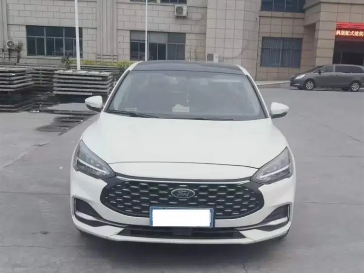 Ford Focus 2021 Sedan 1.5L Automatic Trend