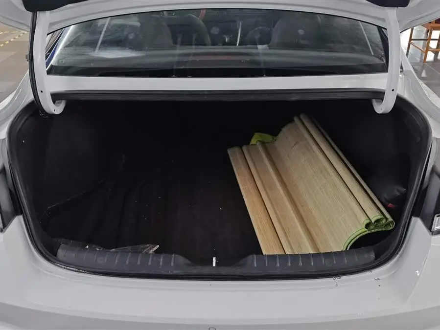 إيلانتر 2022 1.5 لتر CVT النسخة الخاصة بالذكرى العشرين