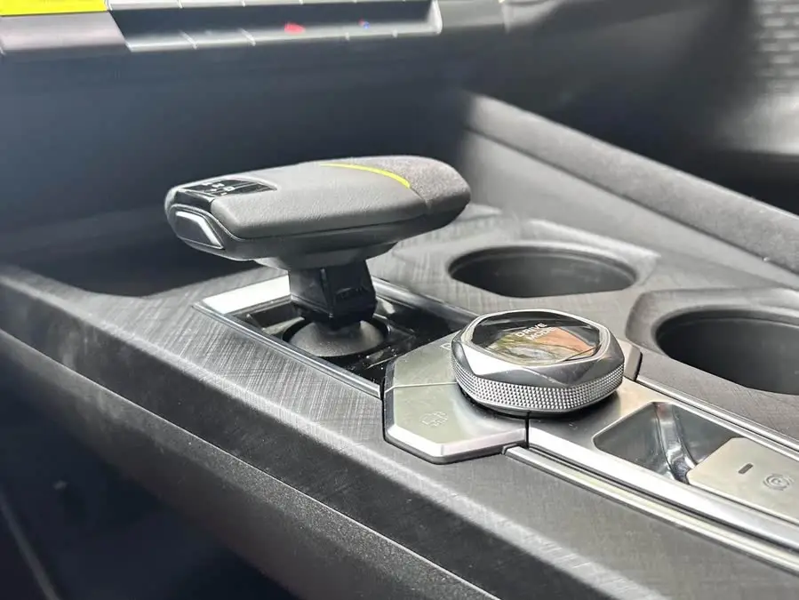 Changan UNI-V 2022 1.5T Sport Version