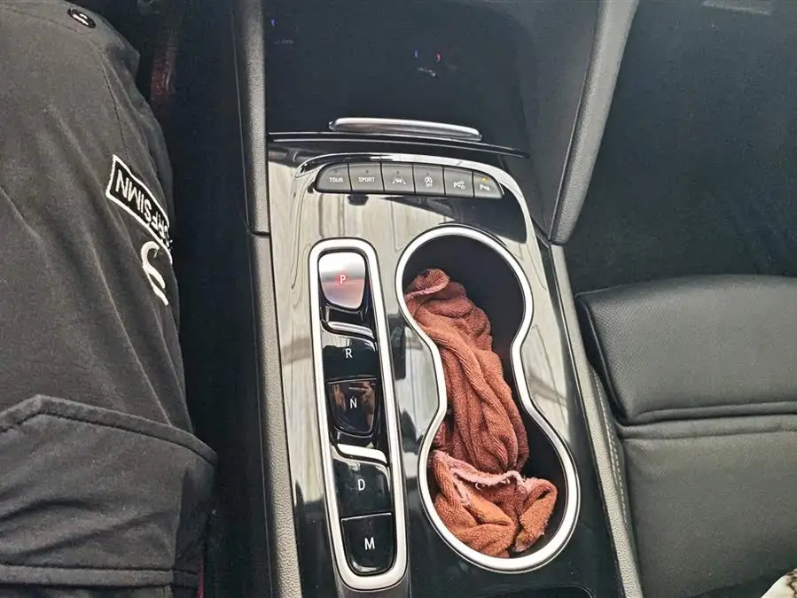 بيوك ريجال 2020 جي إس 28 تي بريميوم