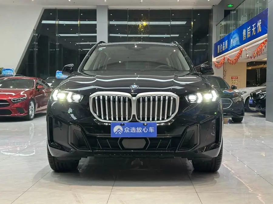 بي إم دبليو X5 2023 xDrive 30Li M سبورت باقة الليل