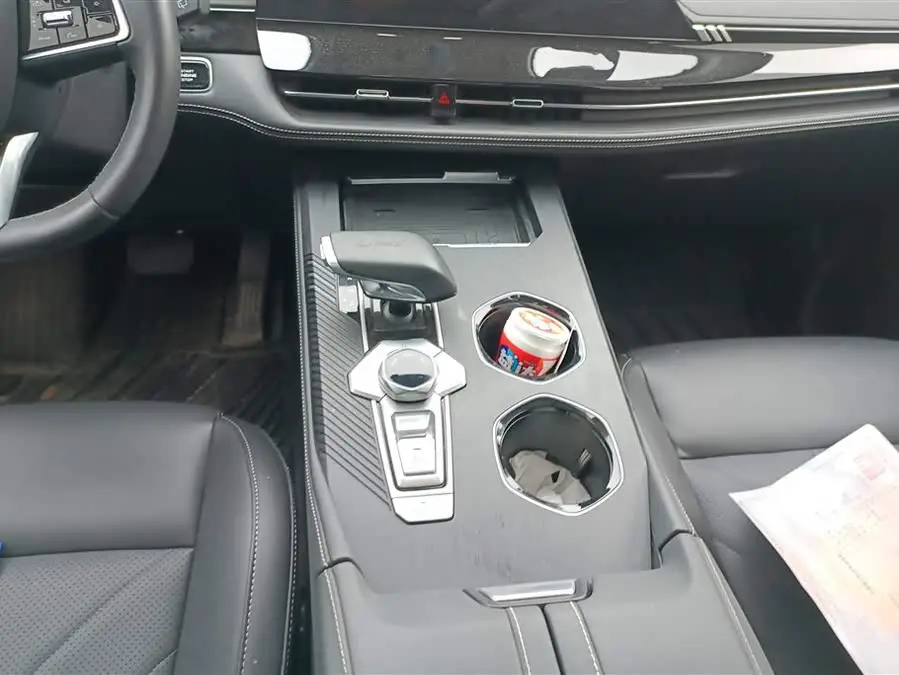 Changan UNI-K 2023 2.0T Two-Wheel Drive Enjoyment Version