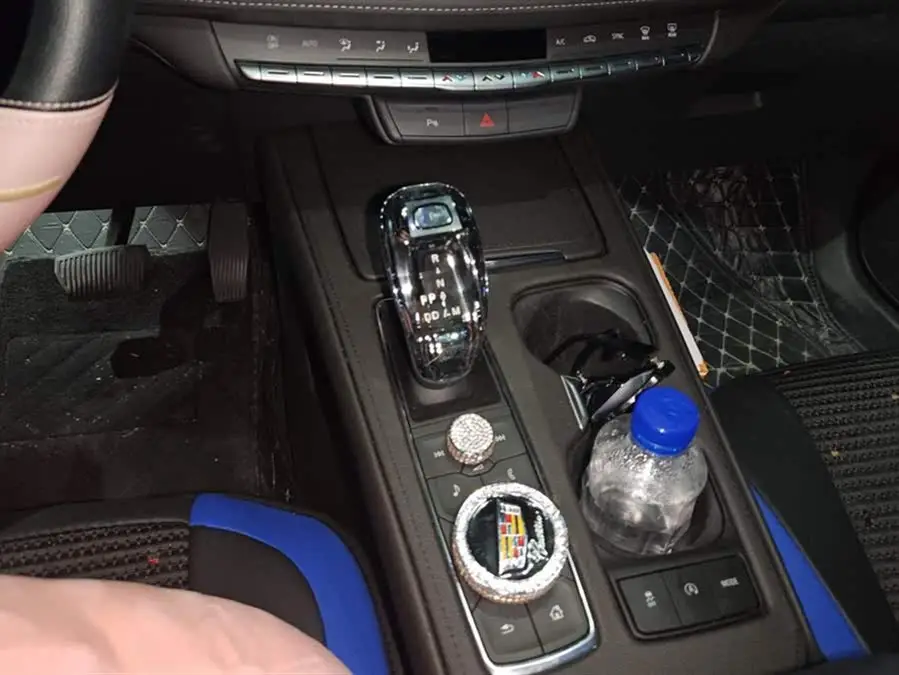 Cadillac XT4 2022 28T FWD Luxury