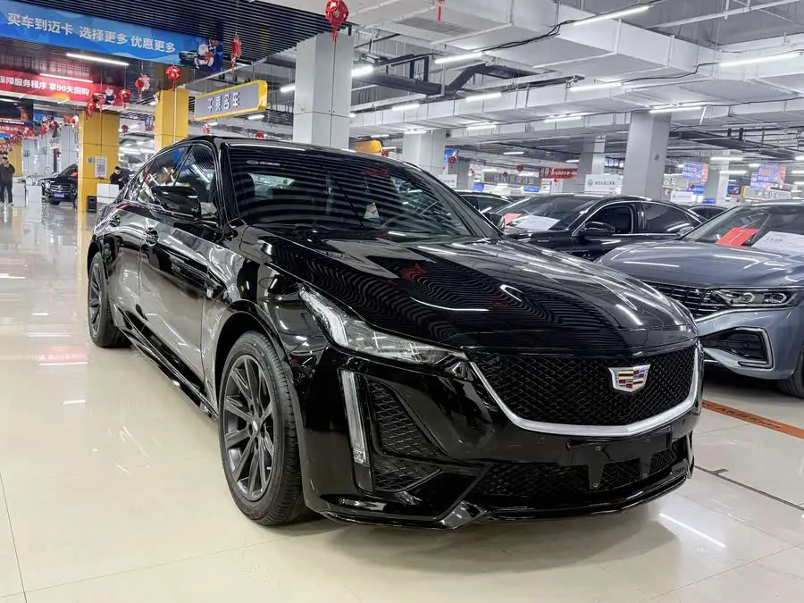 كاديلاك CT5 2023 28T بريموم