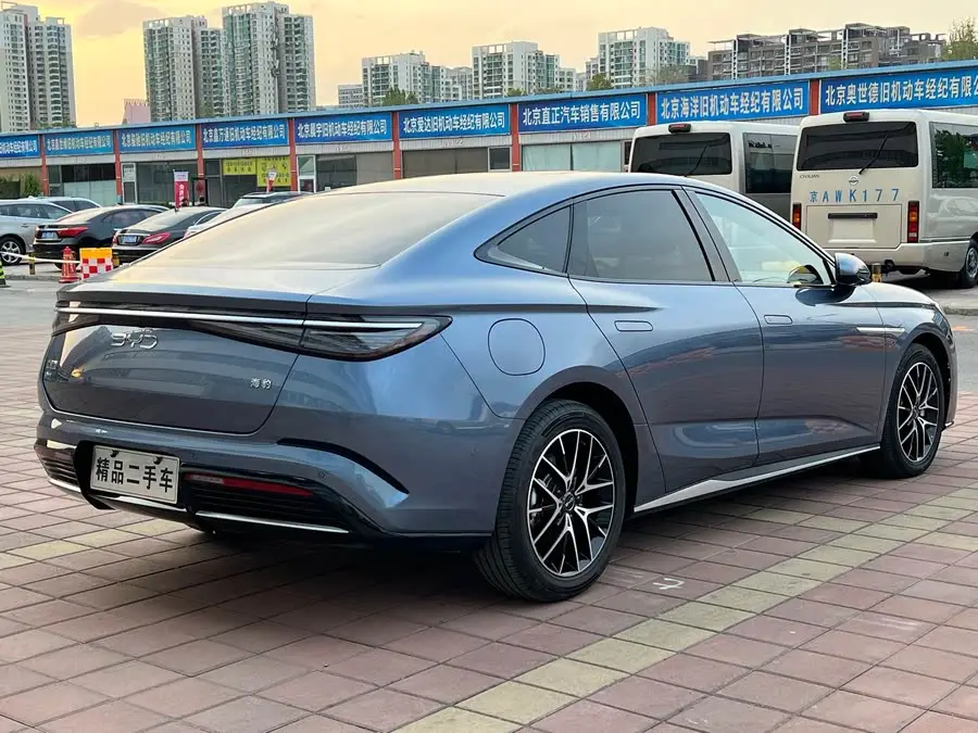 سيلاين 2023 DM-i 1.5T 121كم الطراز الرائد