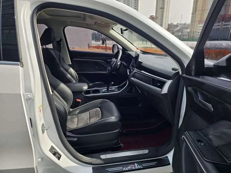 هافال H6 2021 إصدار الاتجاه الوطني 1.5T أوتوماتيكي حضري