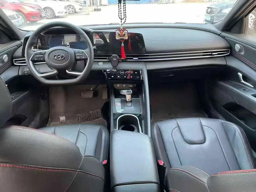 إيلانtra 2022 1.5 لتر CVT GLX النخبة