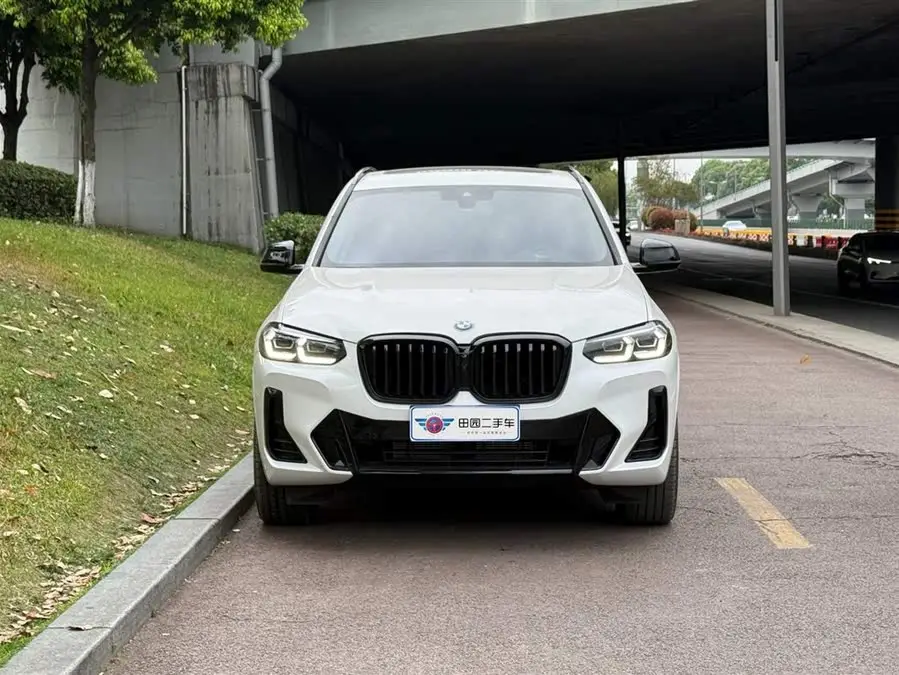 BMW X3 2023 xDrive30i Leading Model M Shadow Package