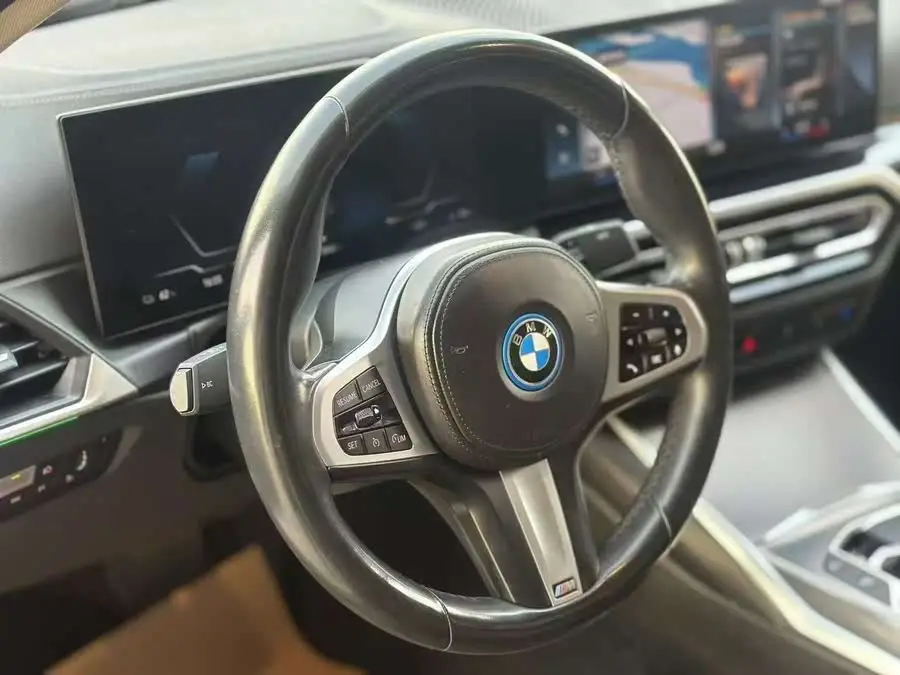 بي إم دبليو آي 3 2022 إمداد 35 ل