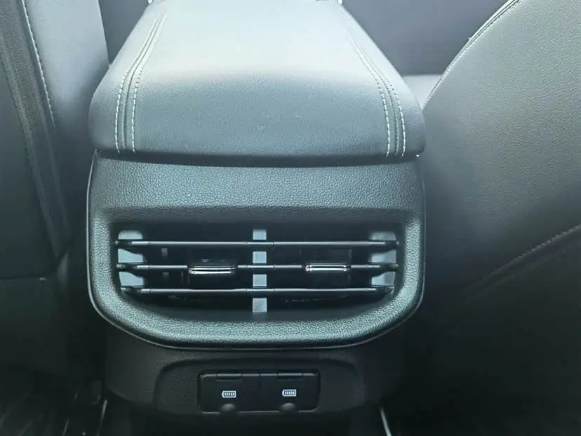 Haval H6 2021 Model Third Generation 1.5T Automatic Two-Wheel Drive Supreme