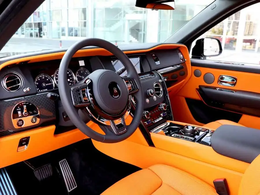 كولينان 2020 بلاك بادج