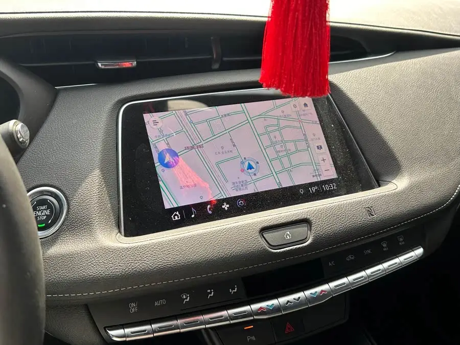 Cadillac XT4 2021 28T Two-Wheel Drive Technical Edition