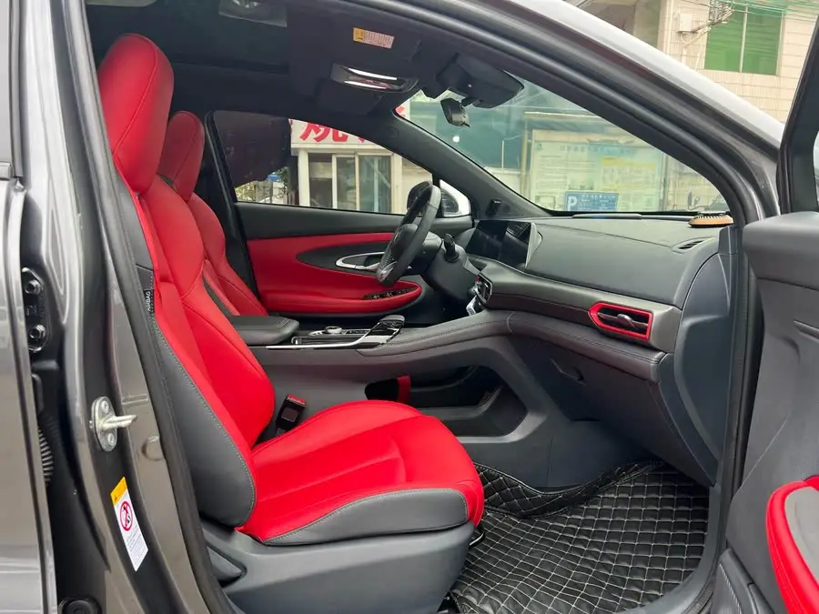 شانجان UNI-T 2020 1.5T الفاخر